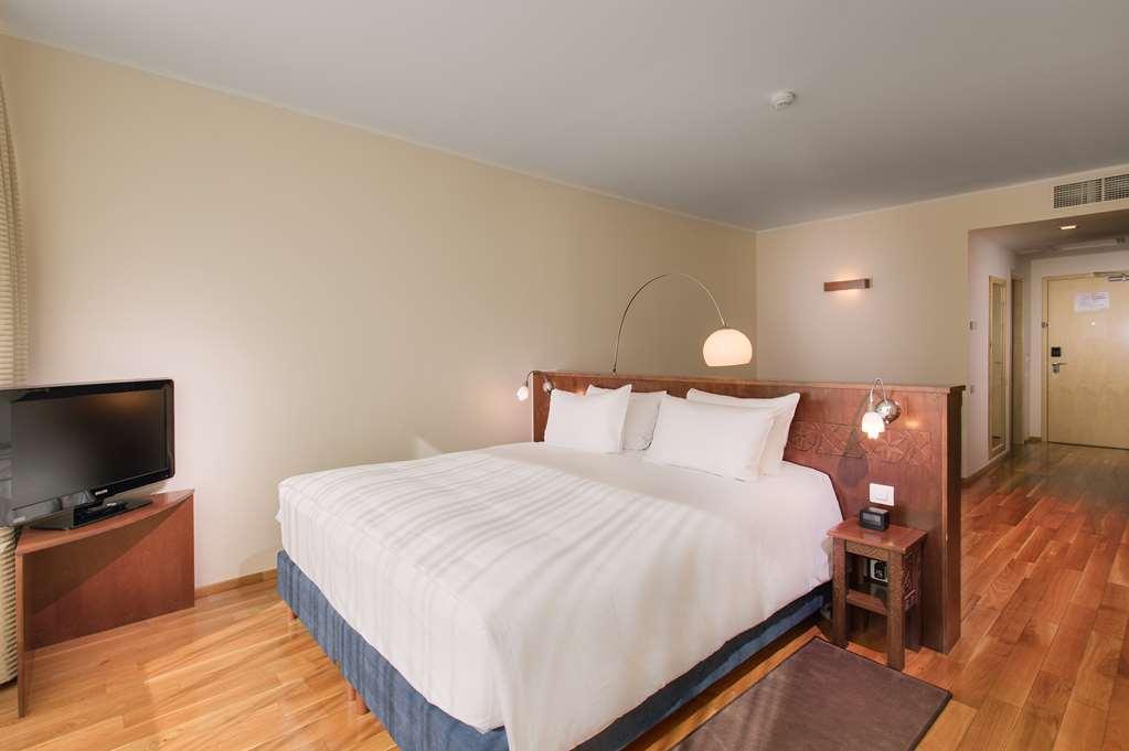 Doubletree By Hilton Hotel Cluj - City Plaza 部屋 写真